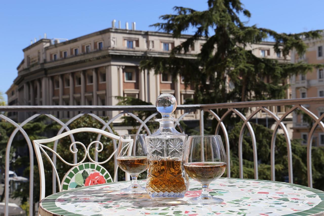 Suite Palazzo Luciani Salerno Bagian luar foto