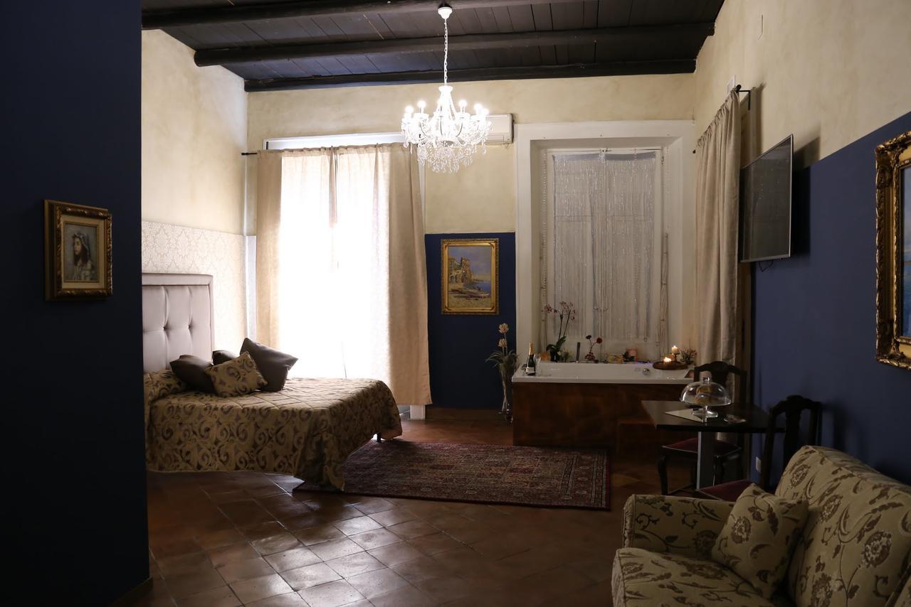Suite Palazzo Luciani Salerno Bagian luar foto